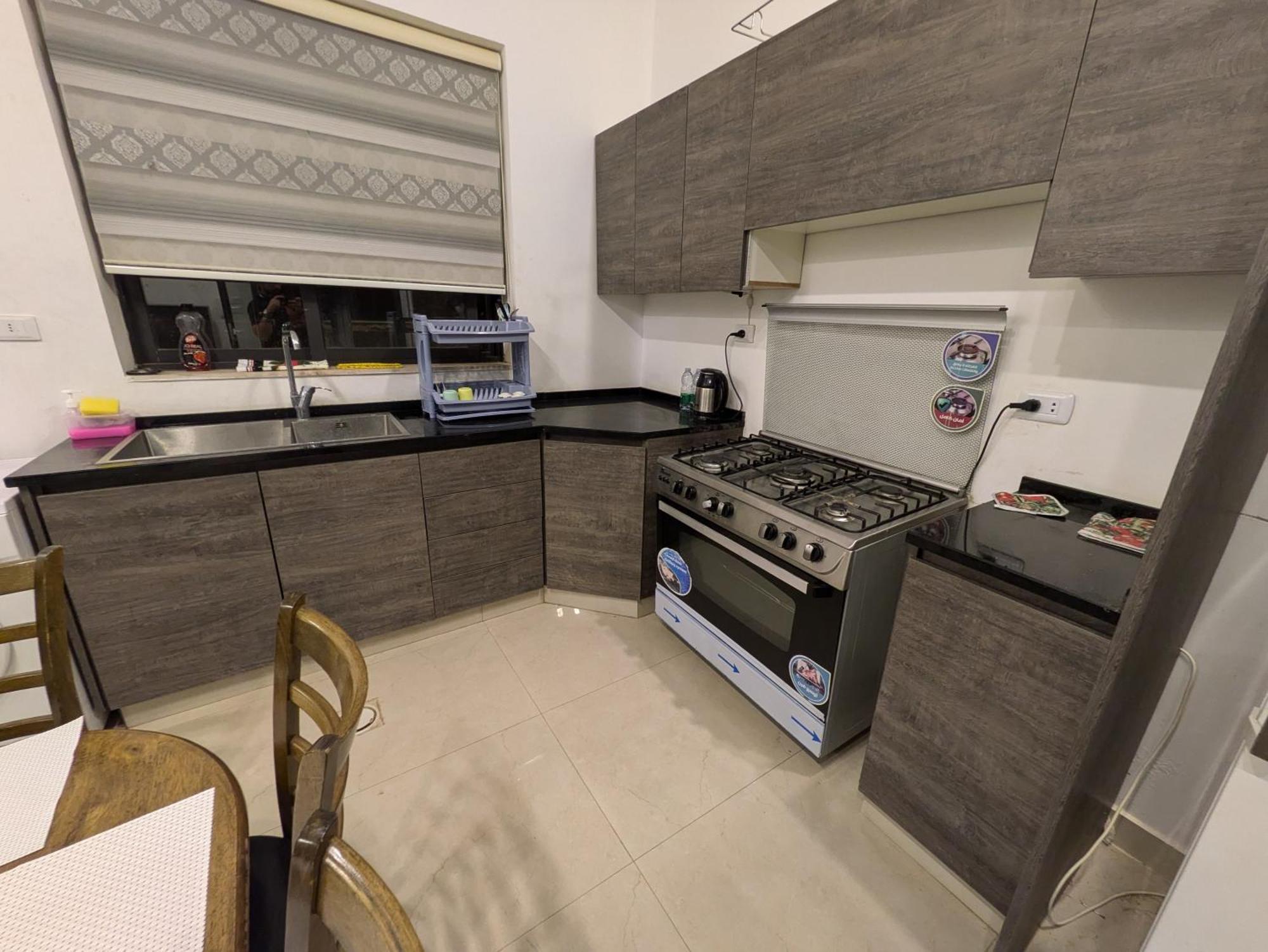 Aeropuerta Mini Villa - Private Layover Near Amman Airport Al Qastal Exteriör bild